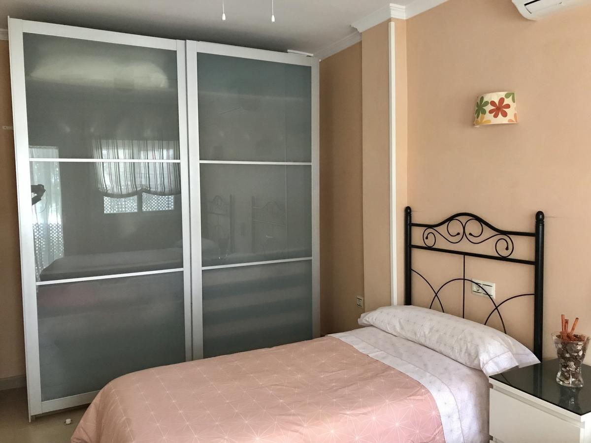 Apartamento Holidays On The Beach Торремолинос Экстерьер фото