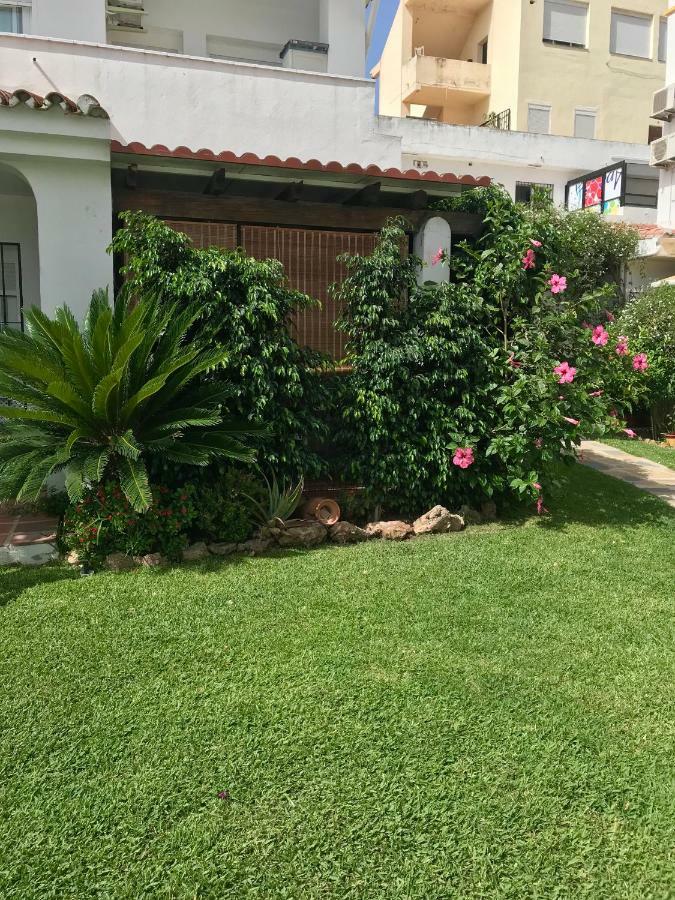 Apartamento Holidays On The Beach Торремолинос Экстерьер фото